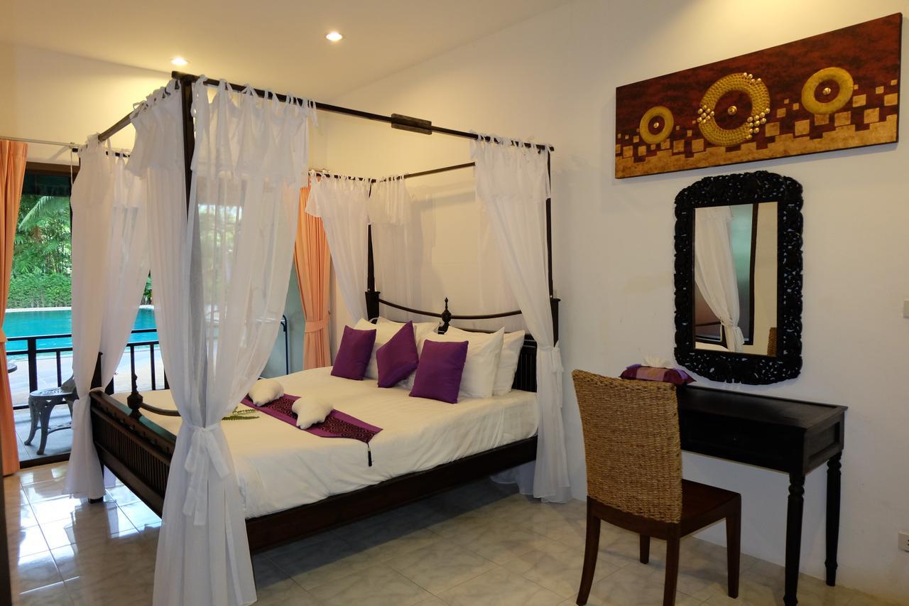 Rawai Suites Phuket Esterno foto